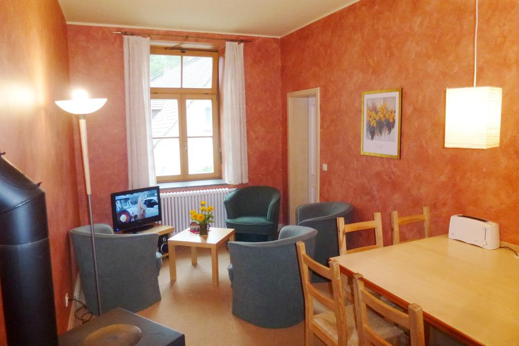 Drostenhaus Feldberg Feldberger Seenlandschaft Екстериор снимка