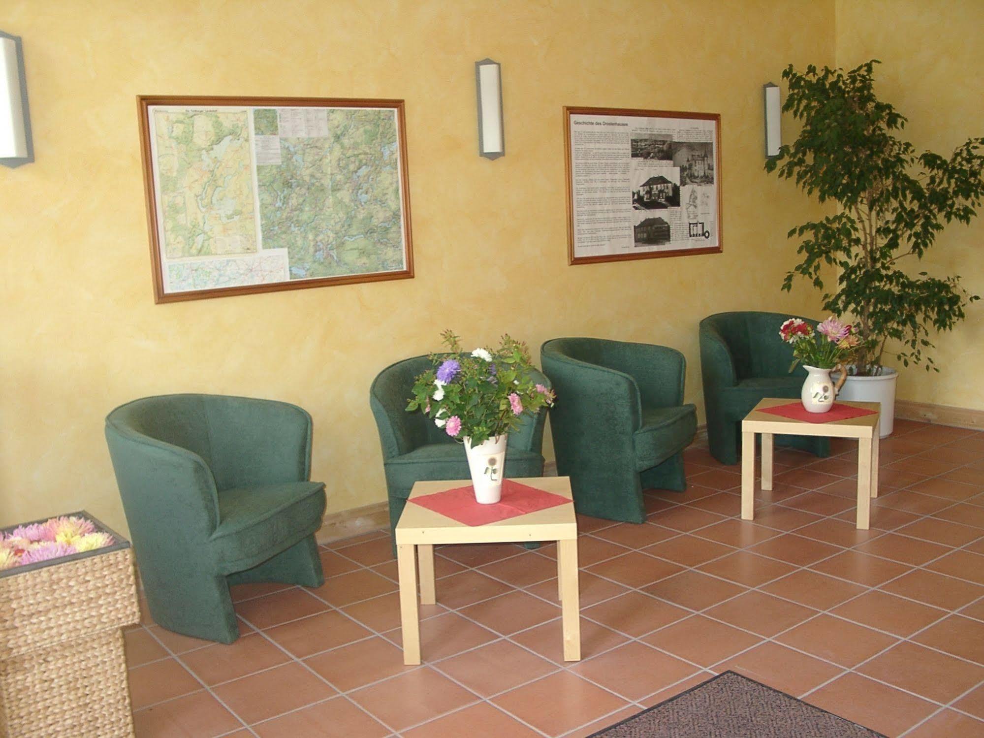 Drostenhaus Feldberg Feldberger Seenlandschaft Екстериор снимка